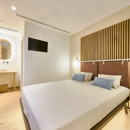 Hotel Leonor Conil 2*