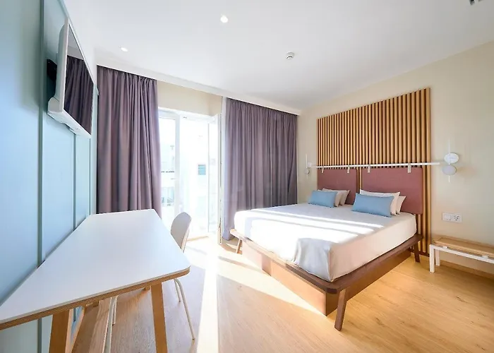 Leonor Conil Кониль-де-ла-Фронтера