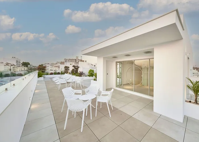 Hotel Leonor Conil 2*